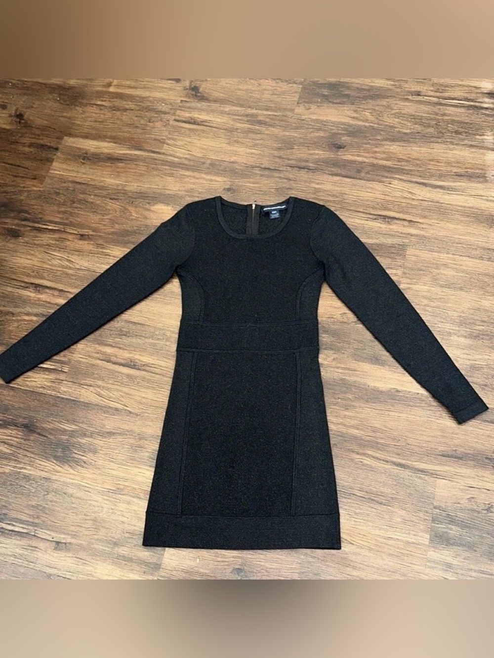 Women’s French Connection black long sleeve sparkle dress size 8. EUC